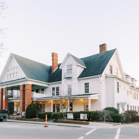 The Nuwray Hotel & Carriage House Burnsville Экстерьер фото