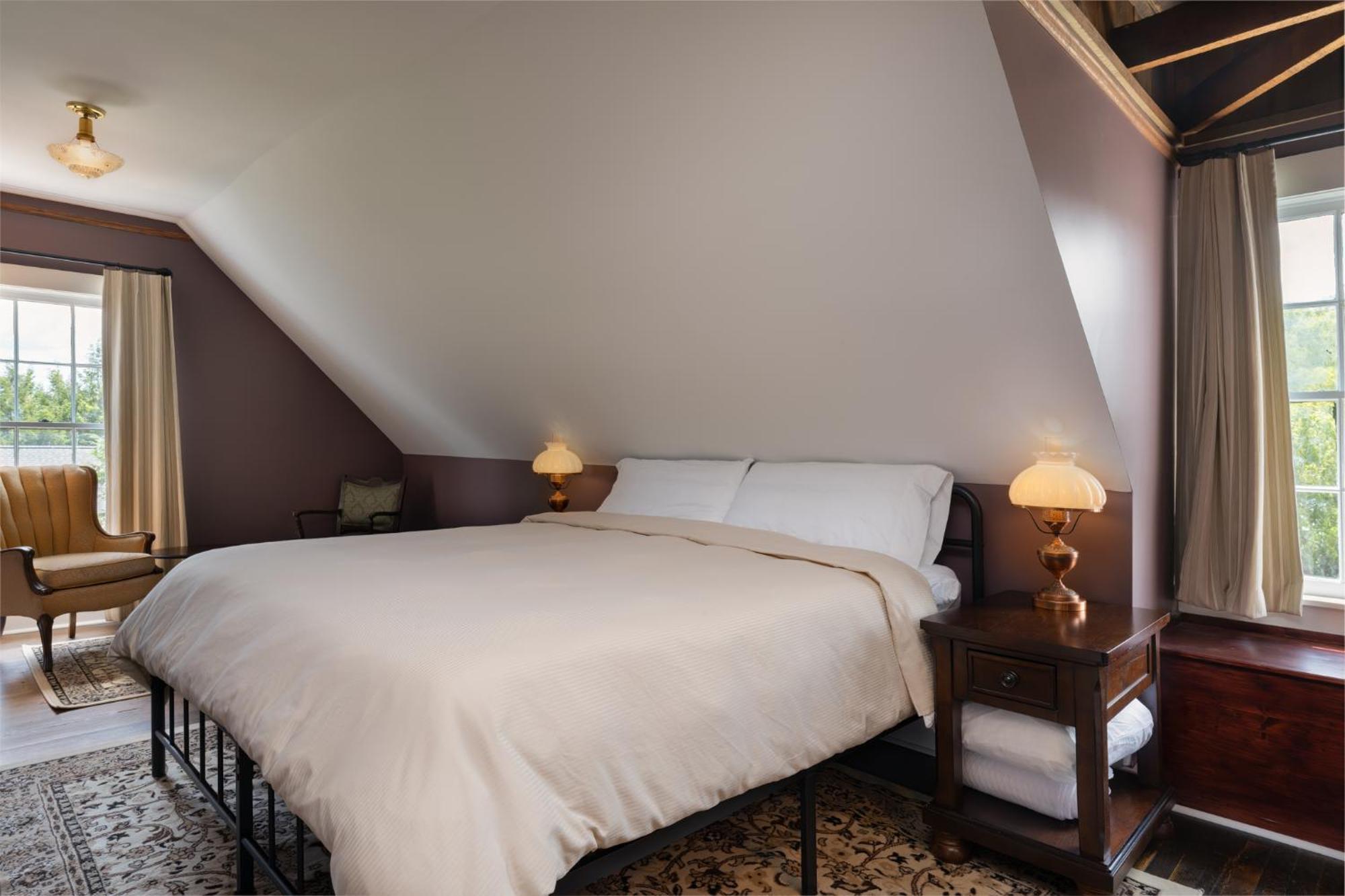 The Nuwray Hotel & Carriage House Burnsville Экстерьер фото