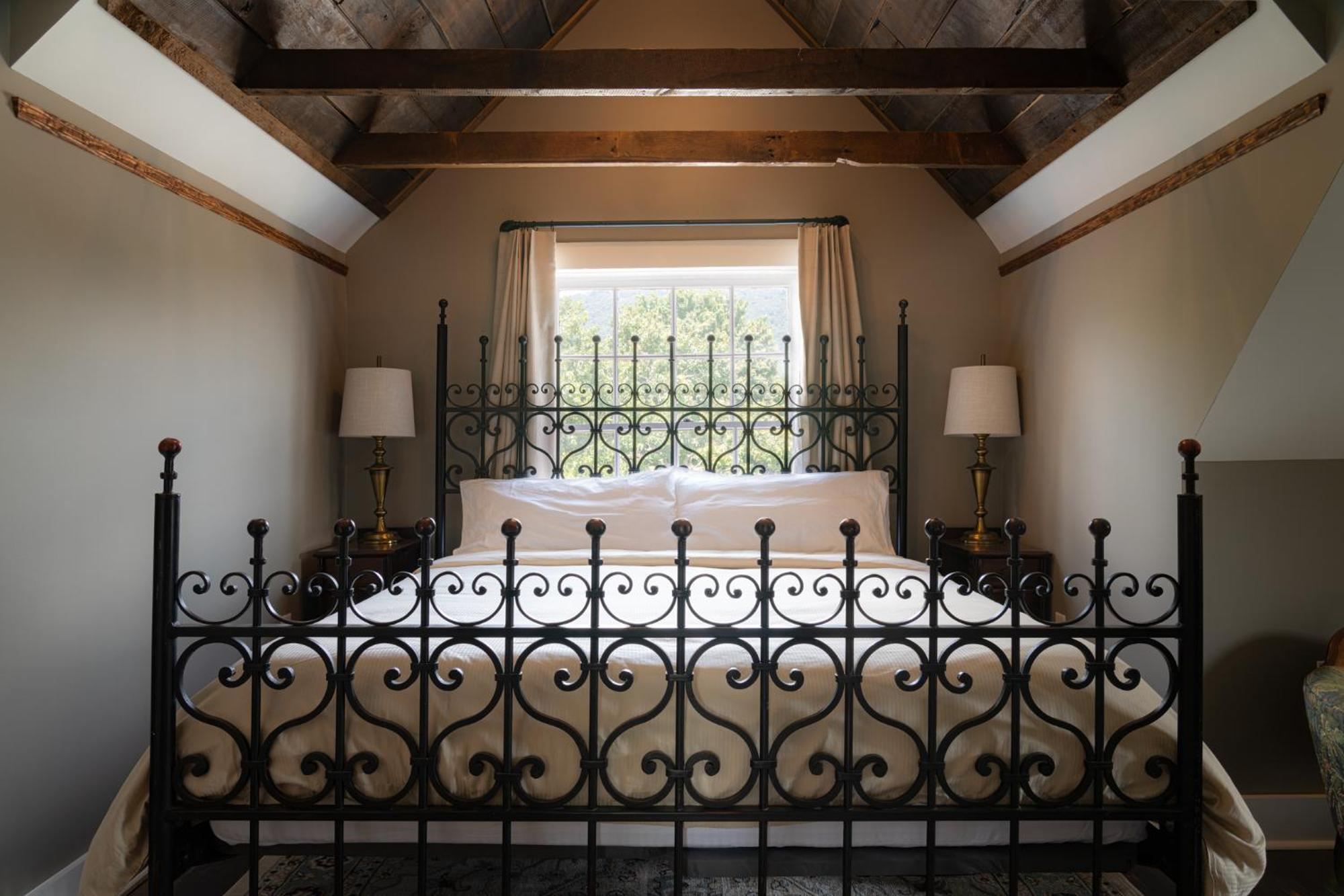 The Nuwray Hotel & Carriage House Burnsville Экстерьер фото