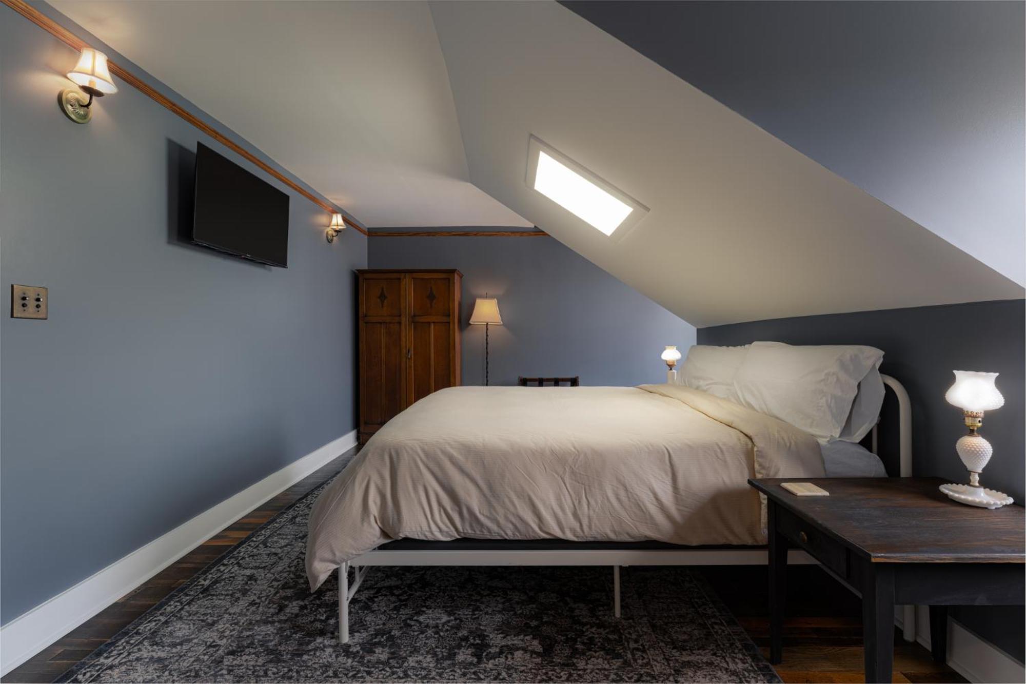 The Nuwray Hotel & Carriage House Burnsville Экстерьер фото