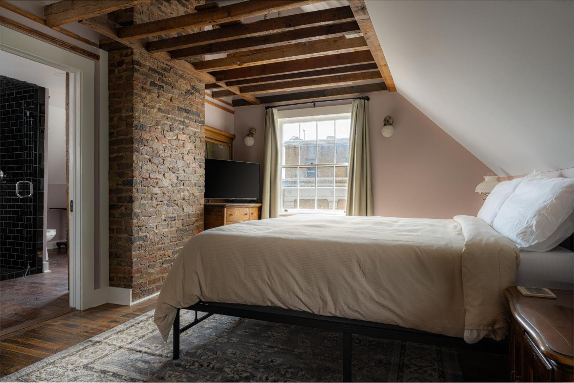 The Nuwray Hotel & Carriage House Burnsville Экстерьер фото