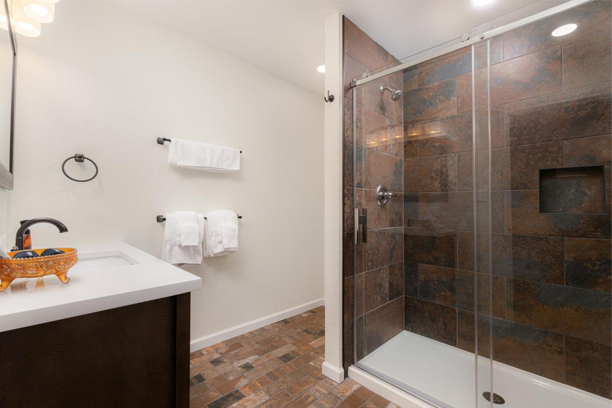 The Nuwray Hotel & Carriage House Burnsville Экстерьер фото